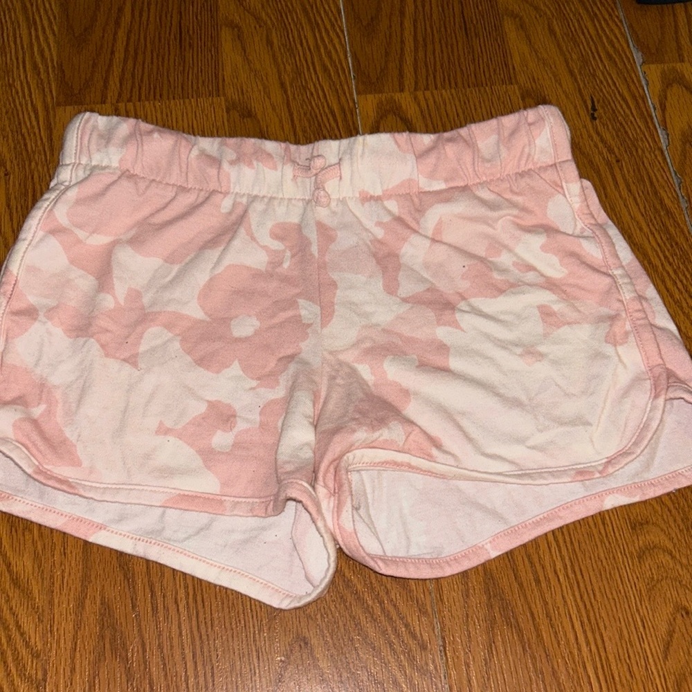 No rips or stains,gently used